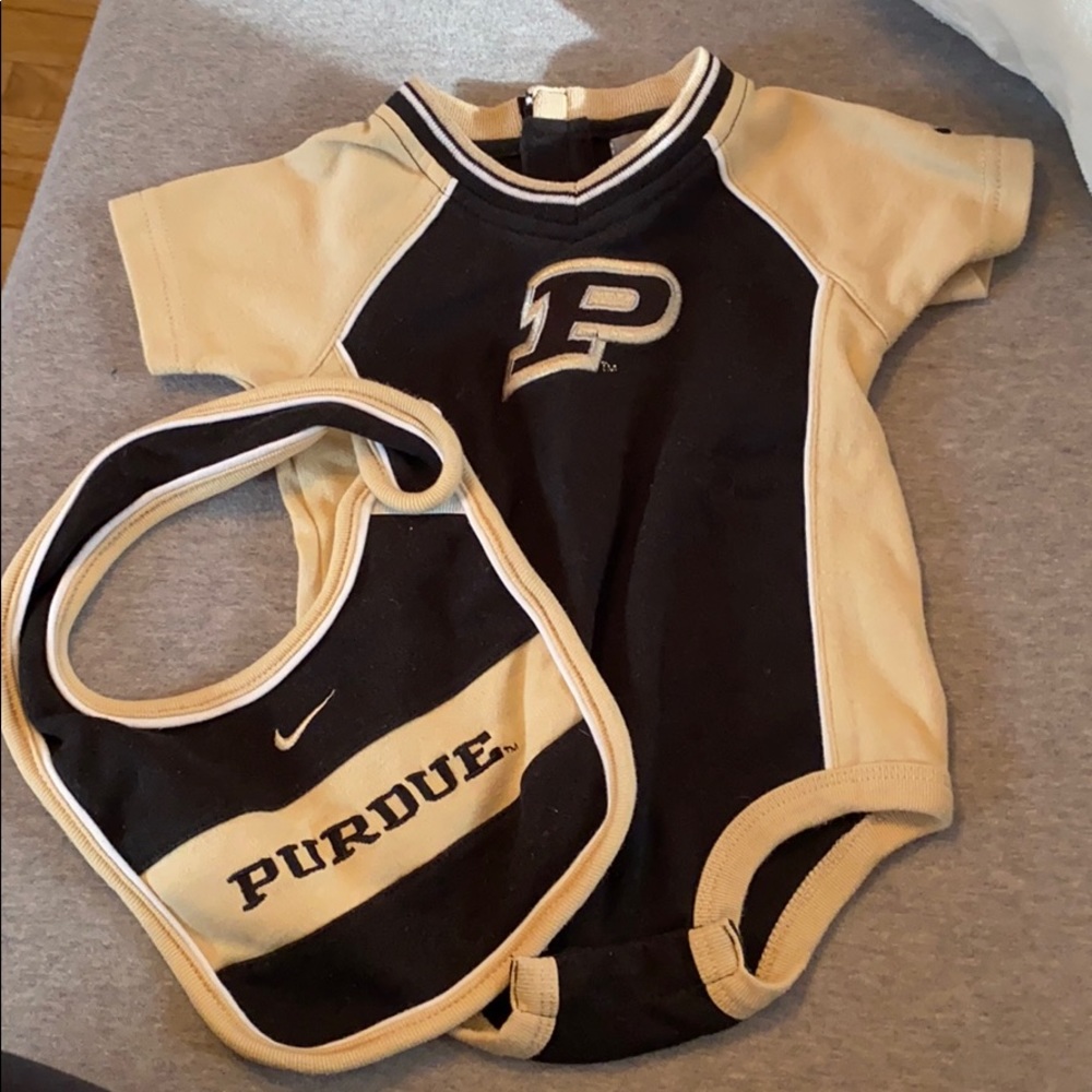 Purdue baby onesie and bib set